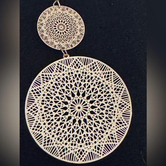 DOUBLE DREAMCATCHER DISC DROP EARRINGS GOLD TONE STUNNING - Picture 5 of 10